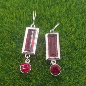 Elegant Silver and Red Gothic  Earrings E1034 Romantic